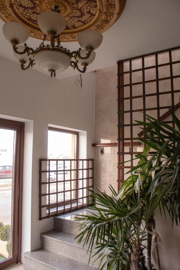 Sultan Mehmet Pensiune & Restaurant Braşov Exterior foto